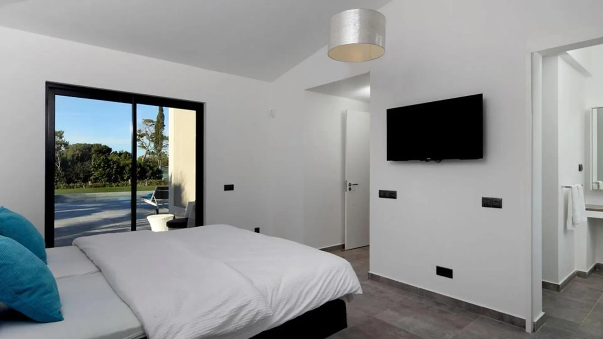 Luxurious Algarve Villa Villa Carvoeiro Lux 5 Bedrooms Private Heatable Pool 300M From The Beach Carvoeiro